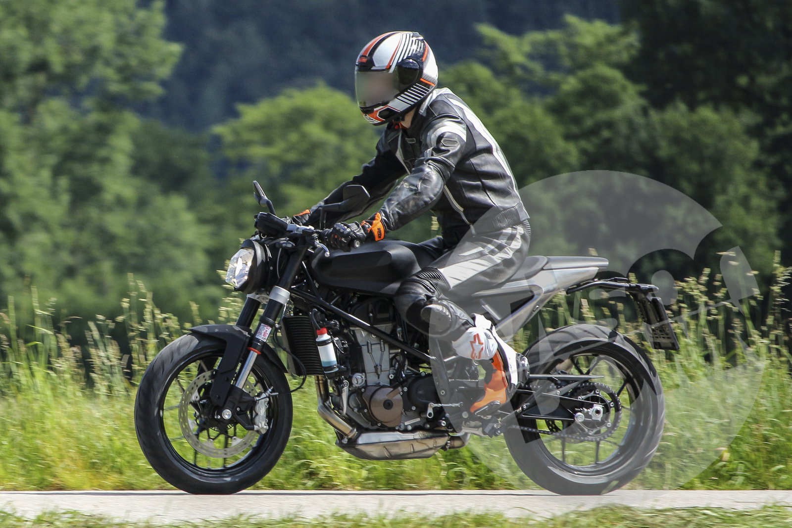 Husqvarna Vitpilen 401 spied